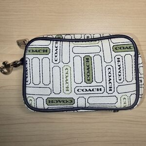 Rare COACH Mini Canvas Rectangular Pouch Off White With Signature Logo